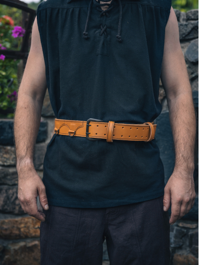 Trollfelsen Mittelalter Gürtel Doppelschnalle D-Ringe Rotbraun